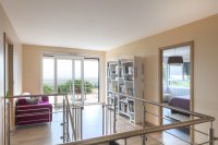 Grande maison en terrasse , Grilly