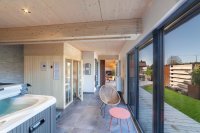 G&icirc;te haut de gamme, Les Combes (2024)