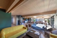 G&icirc;te haut de gamme, Les Combes (2024)