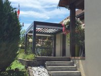 Pergola bioclimatique OPEN à Orchamps-Vennes (2018), Orchamps-Vennes
