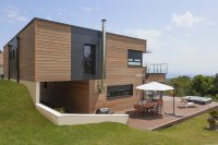 Grande maison en terrasse , Grilly