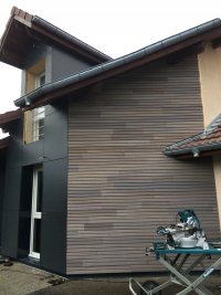 Relooking de façades à Fournets-Luisans, Fournets-Luisans (2016)